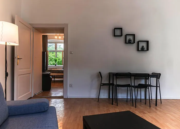 Pleasant 2br Near U6 Station Am Schoepfwerk וינה