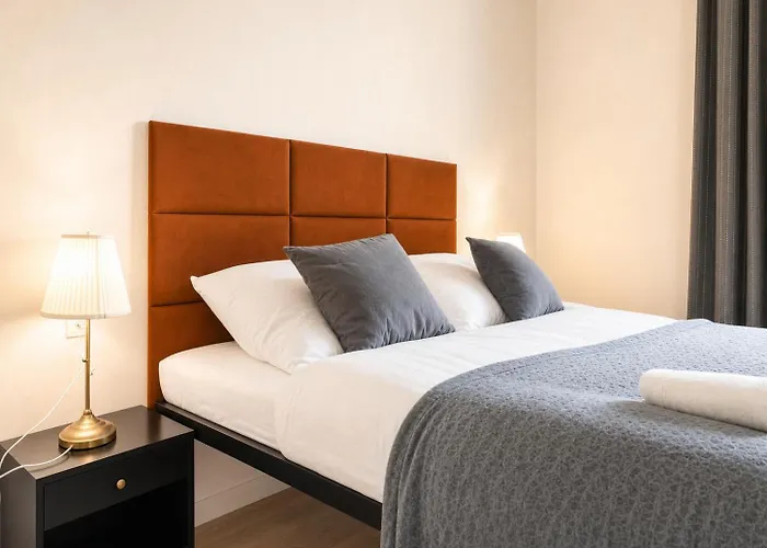 Pleasant 2br Near U6 Station Am Schoepfwerk וינה